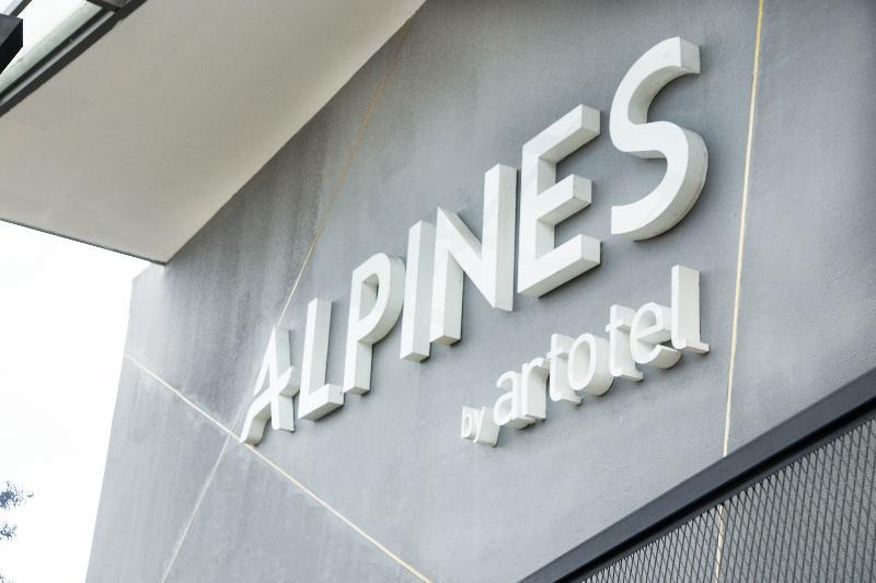 Alpines By Artotel Batu  Exterior photo